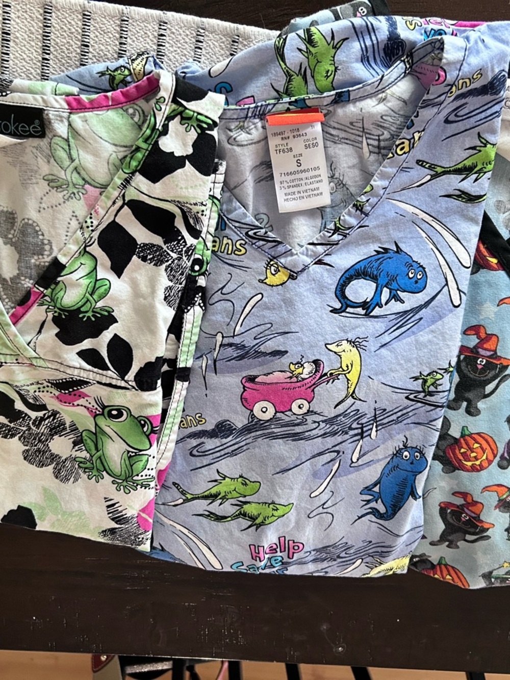 Pediatric Scrub Tops- xs/s all fit like xs.